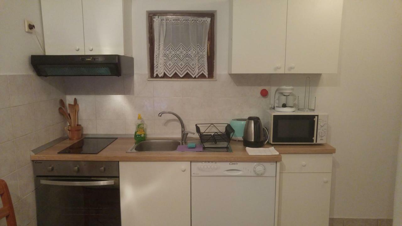 Vera Apartment 1 Рогозниця Екстер'єр фото