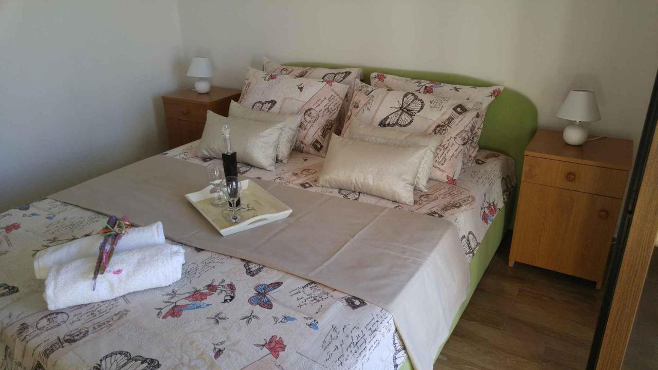 Vera Apartment 1 Рогозниця Номер фото