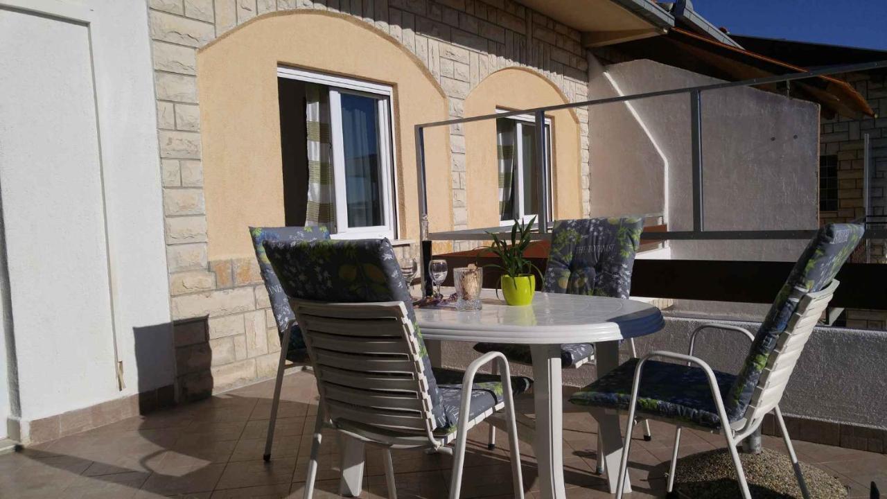Vera Apartment 1 Рогозниця Номер фото
